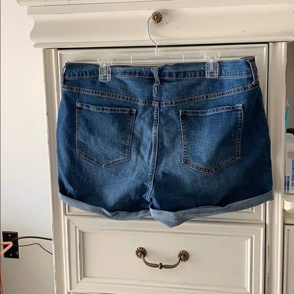 Old Navy Blue Jean Shorts - Picture 2 of 2